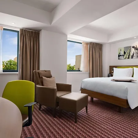 Hampton By Hilton Hotel