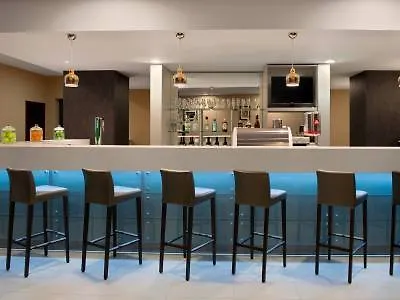 Hampton By Hilton