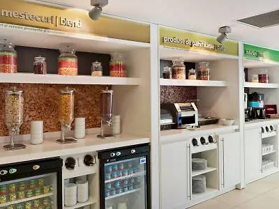 Hotel Hampton By Hilton 3*