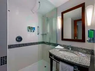 Hampton By Hilton 3*